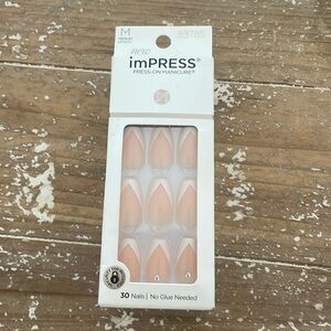 Impress Nails So French